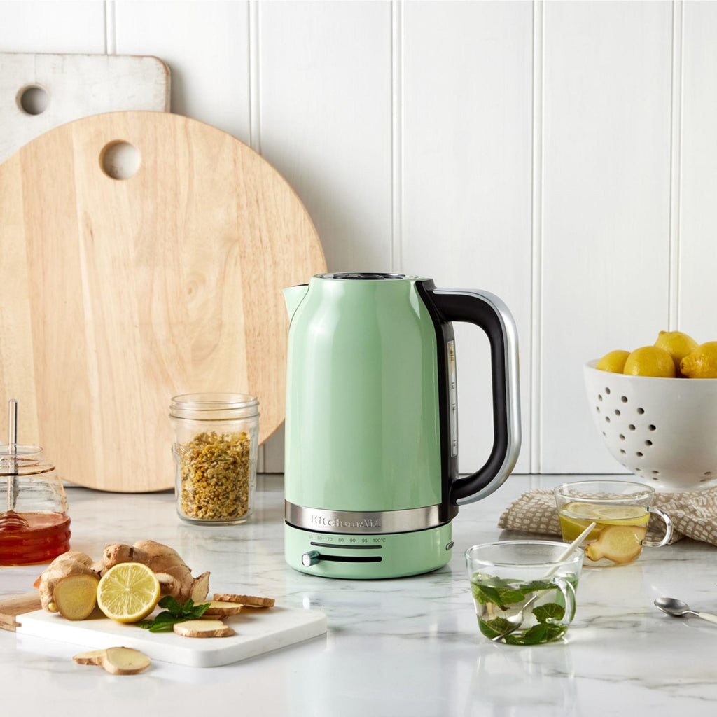 KITCHENAID ELECTRIC KETTLE PISTACHIO (NEW)